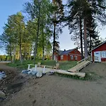 Taipaleenniemi Bed & Breakfast 4*