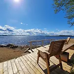 Taipaleenniemi 4*