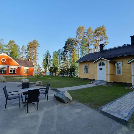 Taipaleenniemi 3*