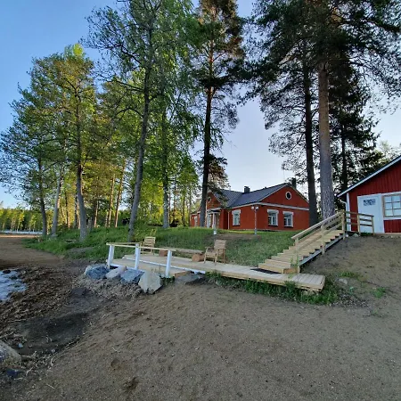 Taipaleenniemi Bed & Breakfast 4*