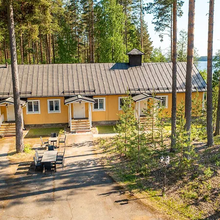 Taipaleenniemi 3*
